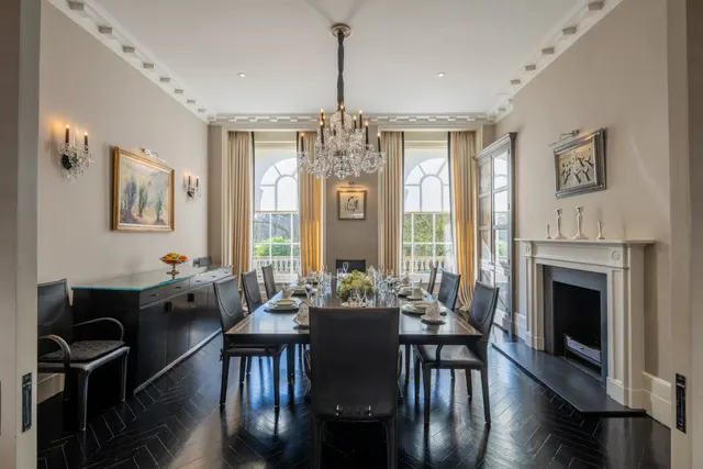 Photo 3 — Chester Terrace, Regent's Park, London, NW1 4ND