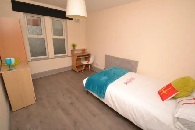 Exeter Road, Nottingham, NG7, photo 2