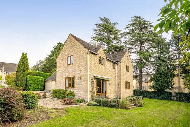 Stratton, Cirencester, GL7, photo 1
