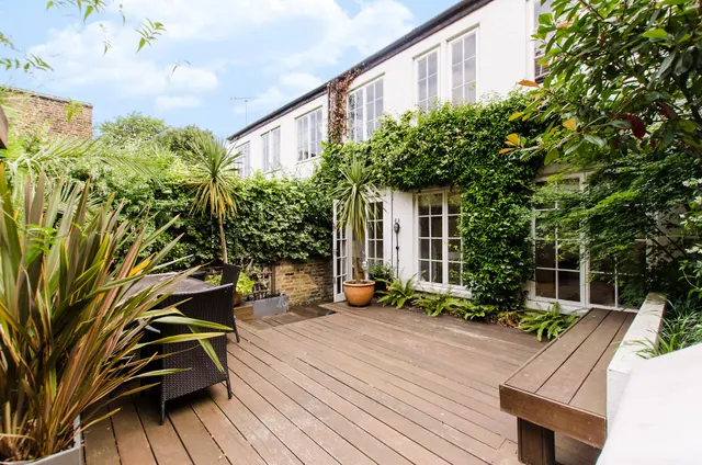 58a Ramsden Road, London, photo 1