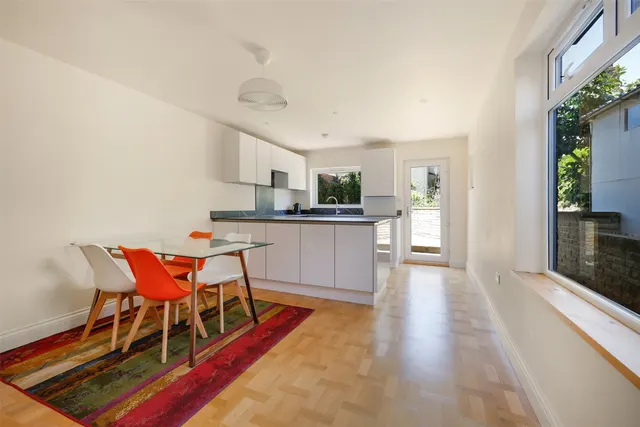 Nutley Lane, Reigate, RH2, photo 1