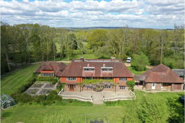 Bury Gate, Pulborough, RH20, photo 3