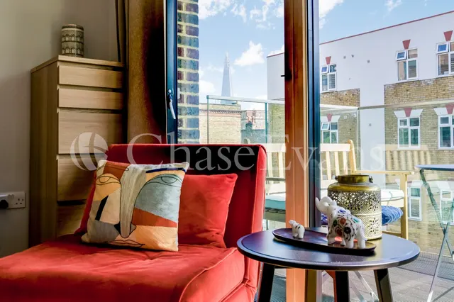 New Paragon Walk, Elephant & Castle, SE17, photo 3