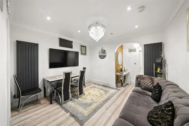Tudor Road, Hayes, UB3, photo 3