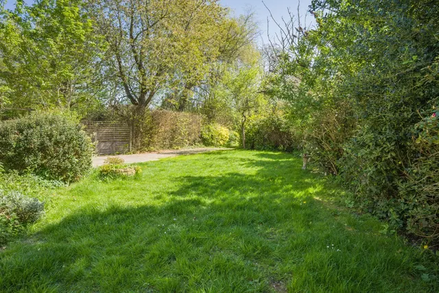 Photo 3 — Wilkins Green, Smallford, St. Albans, Hertfordshire, AL4 0HG