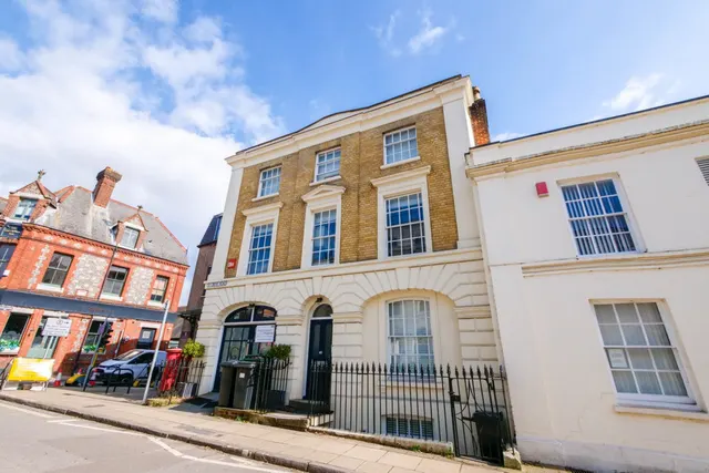 St Cross Road, Winchester, SO23, photo 1