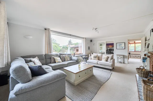 Fairfield Road, Shawford, SO21, photo 2