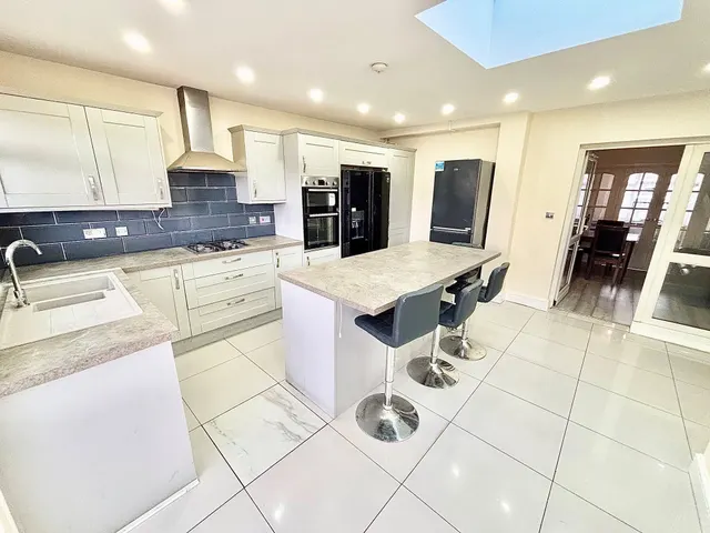 Reede Road, Dagenham, RM10, photo 1
