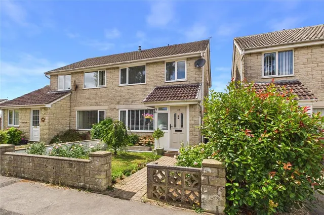 Longfellow Road, Westfield, Somerset, BA3, photo 1