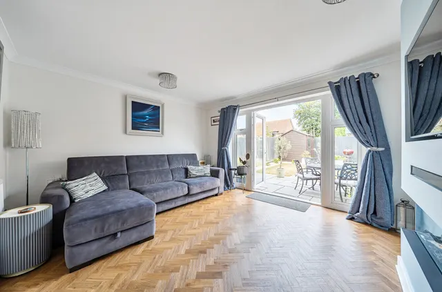 Photo 2 — Parham Place, Southbourne, Emsworth