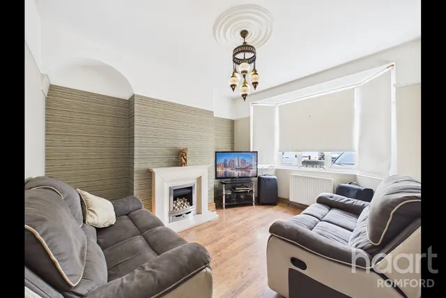 Bridport Avenue, Romford, RM7, photo 3