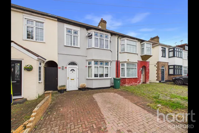 Bridport Avenue, Romford, RM7, photo 1