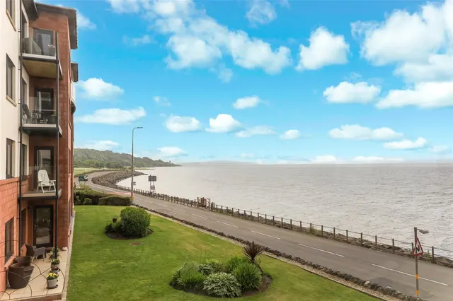 Photo 2 — The Shores, Skelmorlie, PA17