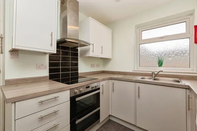 Photo 3 — Lavric Road, Aylesbury, Buckinghamshire, HP21