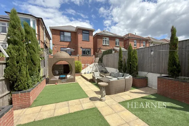 Elmes Road, BH9, photo 1