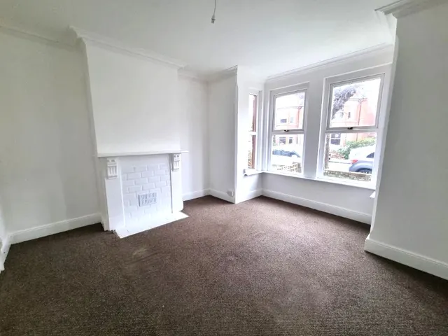 Photo 2 — Ranelagh Road, Felixstowe, IP11
