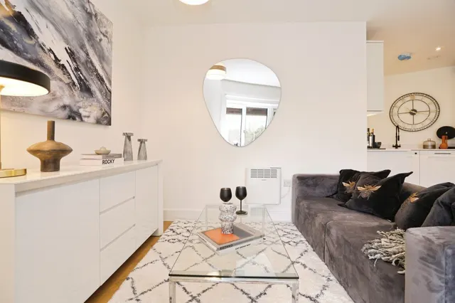 Apartment Three, Viciniti Court, St. Albans, photo 1