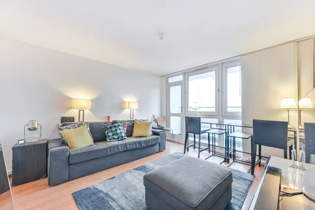 80 Hall Tower, Hall Place, London, photo 1