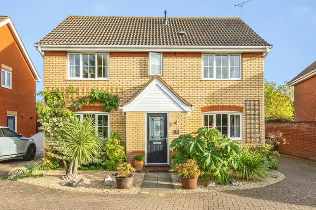 Ickworth Crescent, Rushmere St. Andrew, IP4, photo 1