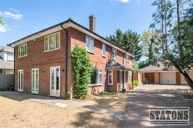 Heath Road, Potters Bar, Hertfordshire, EN6 1LW, photo 1