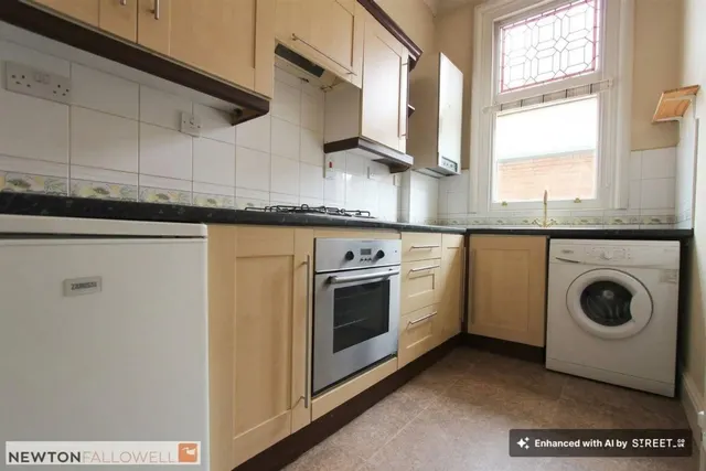Victoria Park Road, Leicester, LE2, photo 2