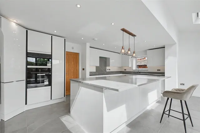 Devonshire Drive, Eastwood, NG16, photo 2