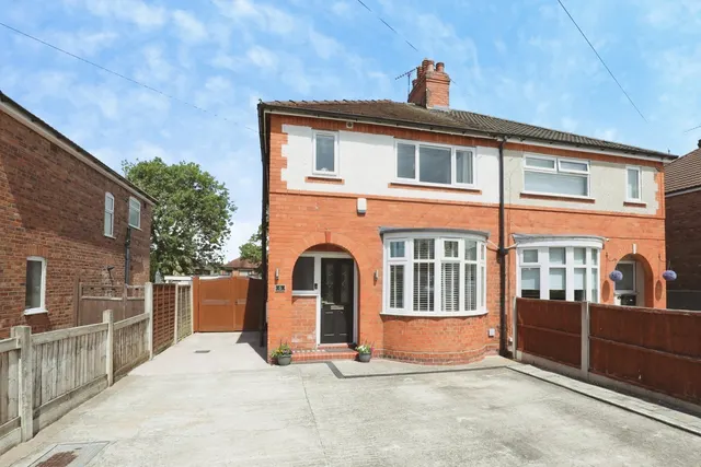 Walford Avenue, Crewe, Cheshire, CW2, photo 1