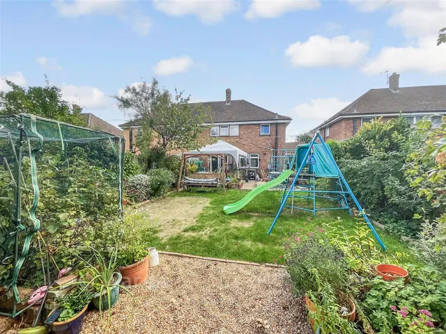 Lloyds Green, Wittersham, TN30, photo 2