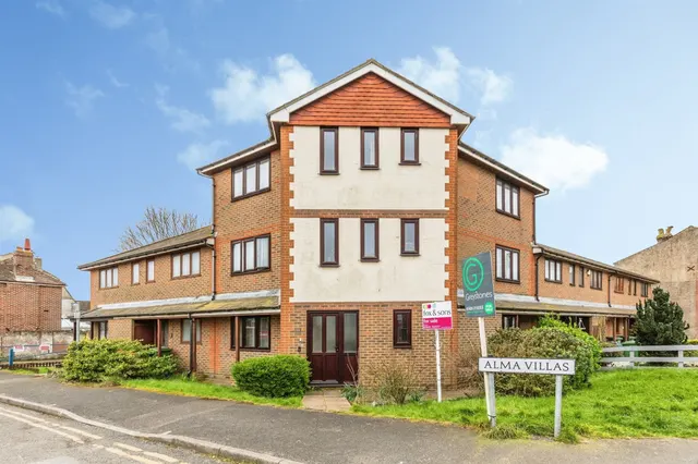 Alma Court, St. Leonards-On-Sea, photo 1