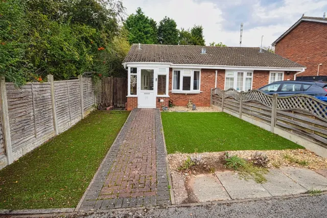 Torside, Wilnecote, B77, photo 1