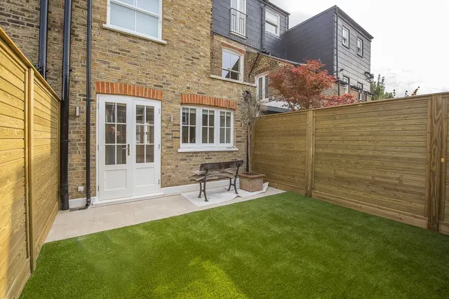 St. Ann's Park Road, London, SW18, photo 3