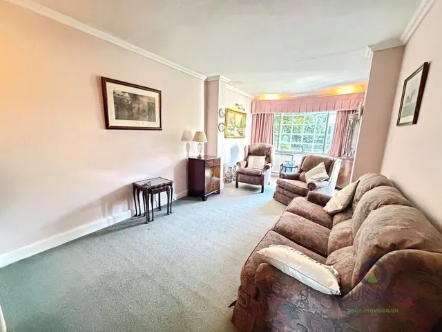 Photo 2 — Sandy Lane South, Wallington, SM6