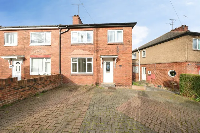 East Avenue, Rawmarsh, Rotherham, photo 1
