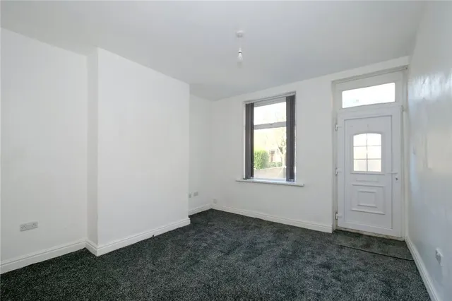 Mannheim Road, Bradford, BD9, photo 2