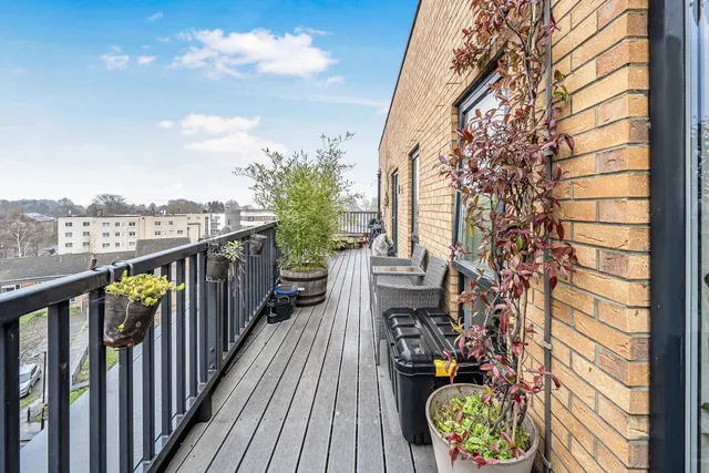Photo 2 — Rye Lane, SE15