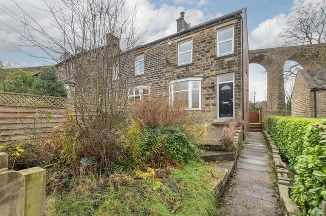 Bank Lane, Denby Dale, HD8, photo 1