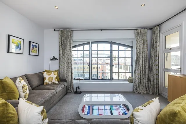 Photo 3 — Eagle Wharf Court, Shad Thames, SE1