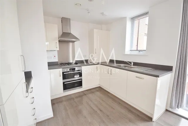 Vincent Close, Hainault, Essex, Ilford, IG62FA, photo 1