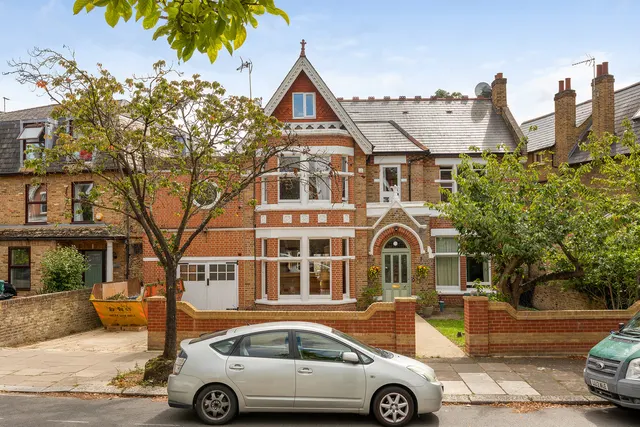 Woodville Road, London, W5, photo 1