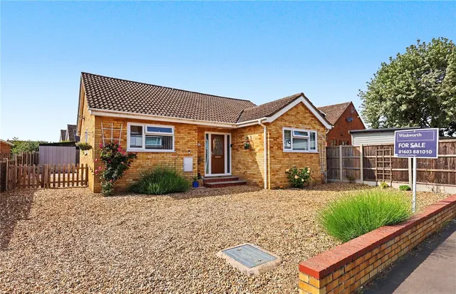 Lloyd Road, Taverham, Norwich, Norfolk, NR8, photo 1