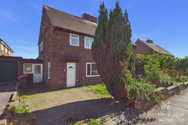 Rowena Drive, Thurcroft, S66, photo 1