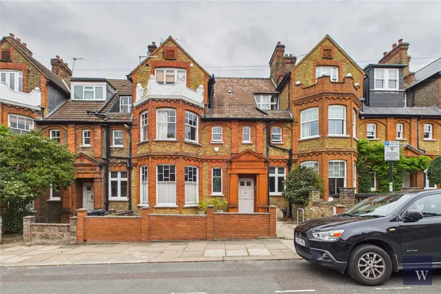 Kirkstall Road, London, SW2, photo 1