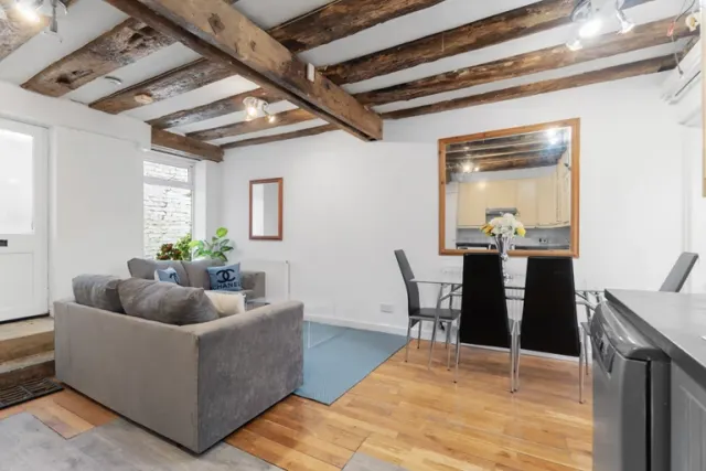 Hermit Place, South Hampstead, NW6 4BZ, photo 1