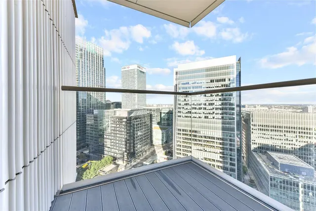 Photo 3 — Park Drive, Canary Wharf, London, E14 9GG