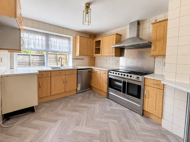 Eatons Mead, Chingford, E4, photo 1