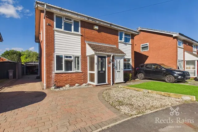 Bowness Road, Timperley, WA15, photo 1