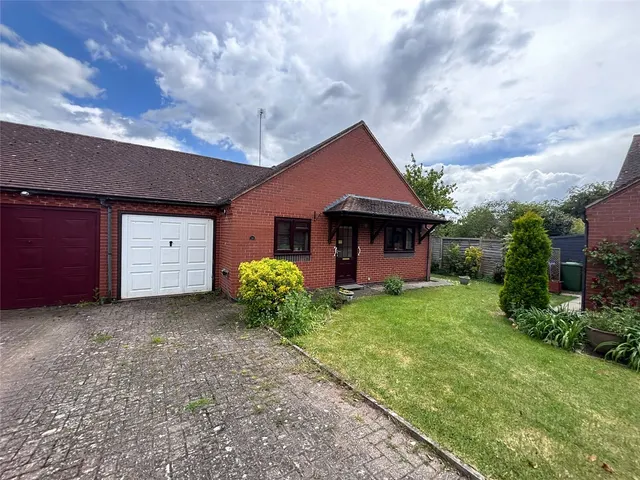 Woodward Court, Snitterfield, Stratford-upon-Avon, Warwickshire, CV37, photo 1