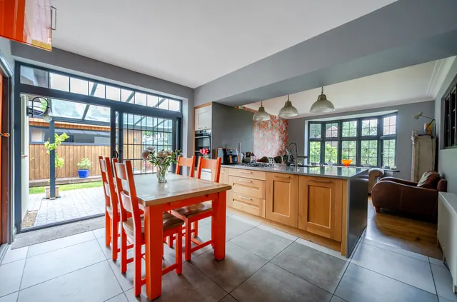 Lamorna Grove, Worthing, BN14, photo 3