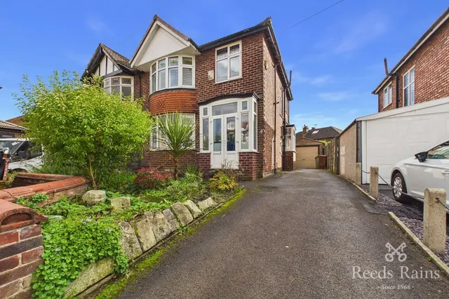 Windsor Avenue, Heaton Moor, SK4, photo 1