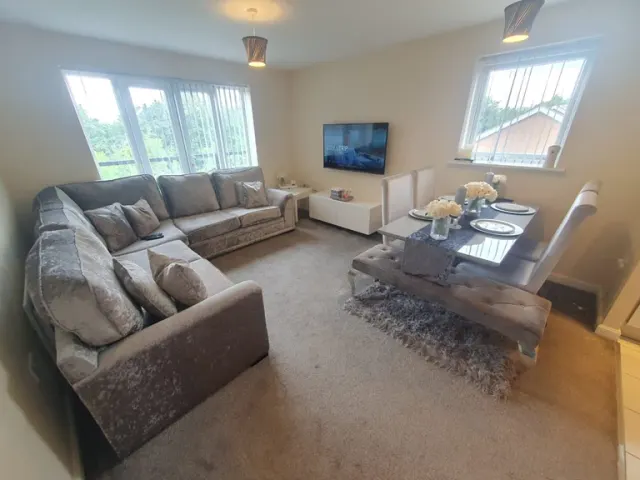 Onyx Crescent, Off Humberstone Lane, LE4 9AJ, photo 1